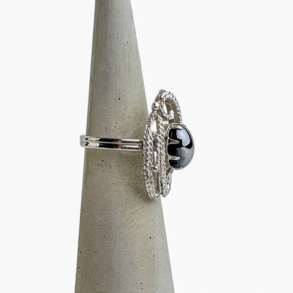 Sarah Coventry Ring Ebb Tide Silvertone Open Work Faux Black Hematite Stone - Picture 4 of 7